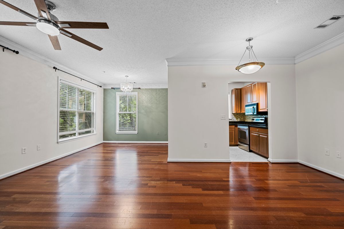 Foto del edificio - 10 Perimeter Summit Blvd