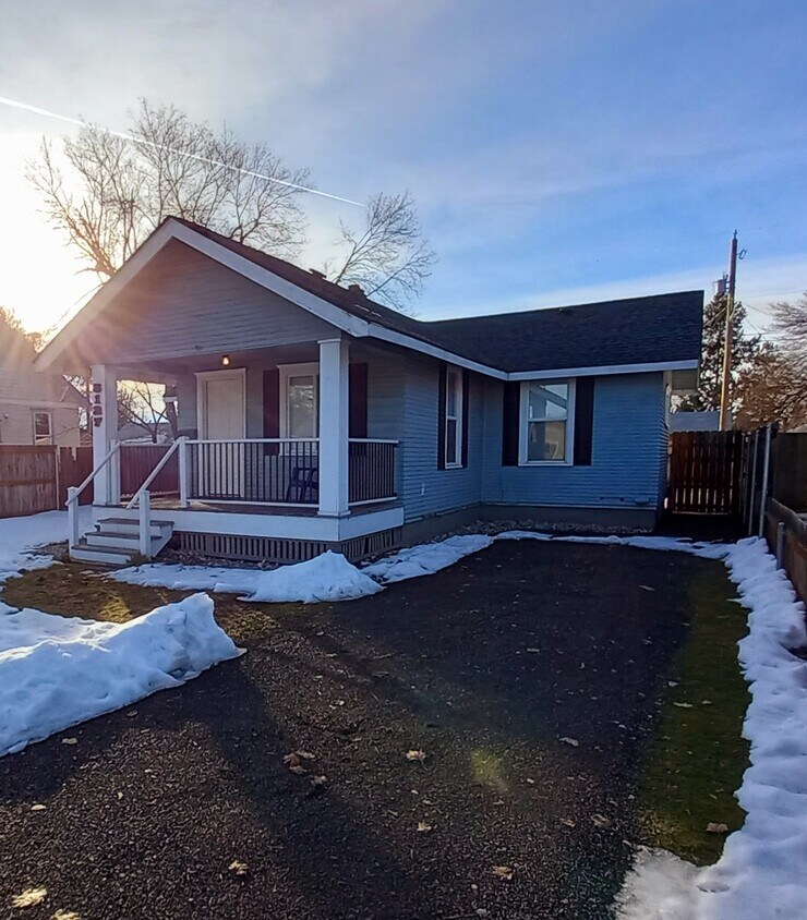 Front of house - 5127 N Monroe St