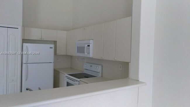 Foto del edificio - 1536 SE 26th St