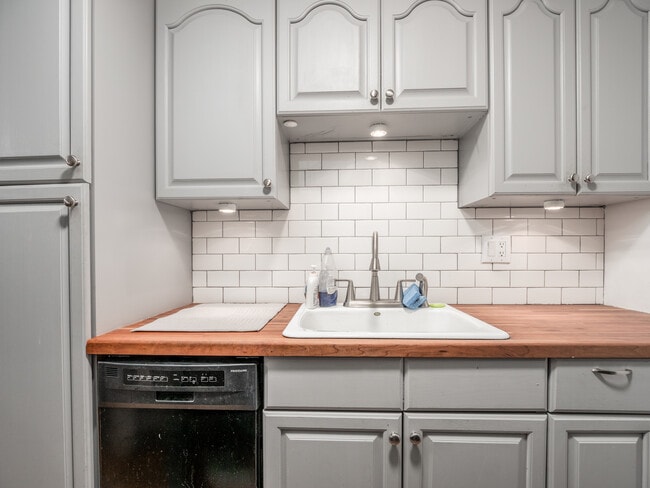 Foto del edificio - 195 Thorndike St