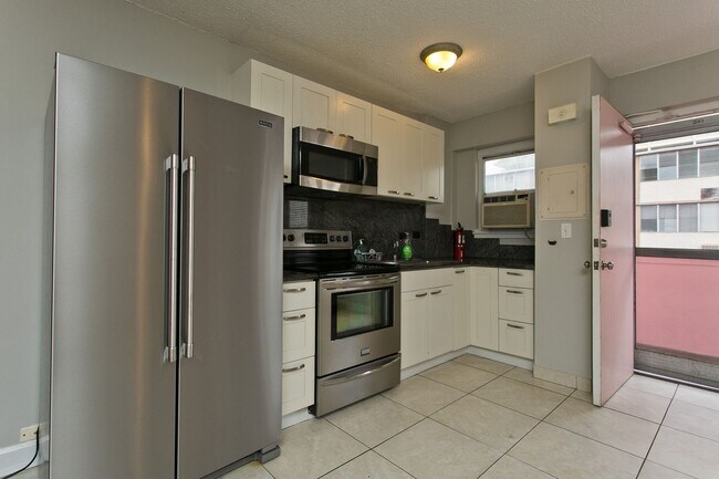 Foto del edificio - Remodeled boutique 1/1 unit furnished or u...