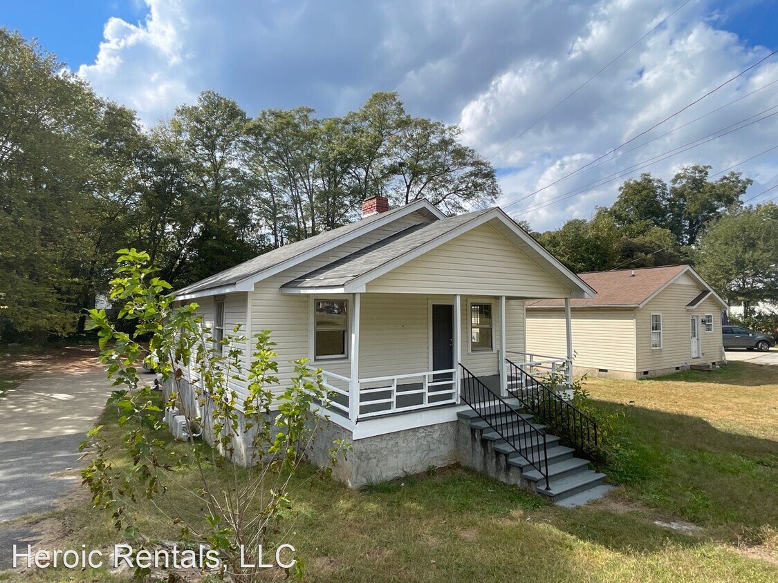 Primary Photo - 2 br, 1 bath House - 116 New Woodruff Rd