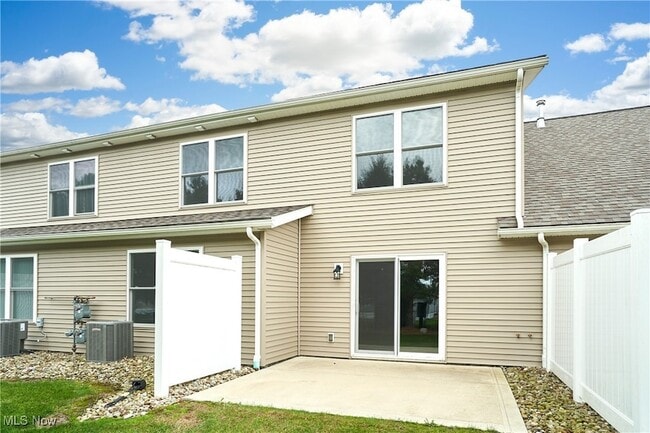 Building Photo - 1713 Blase Nemeth Rd