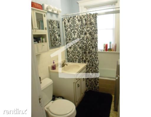 Building Photo - 5 Vinal St