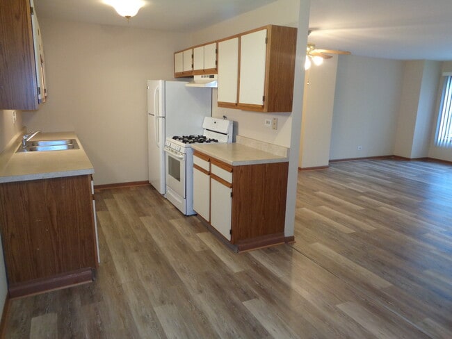 Building Photo - 302 Park Ridge Ln