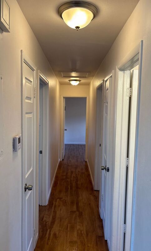 Foto del edificio - 1730 Chester St