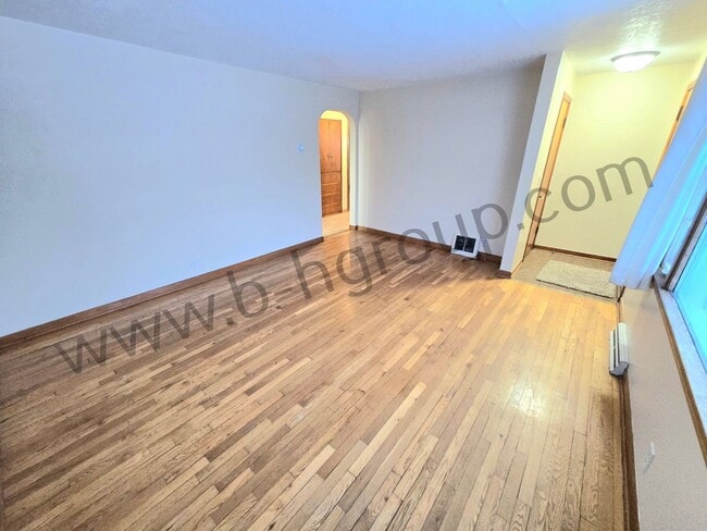 Building Photo - 5412 41st Ave