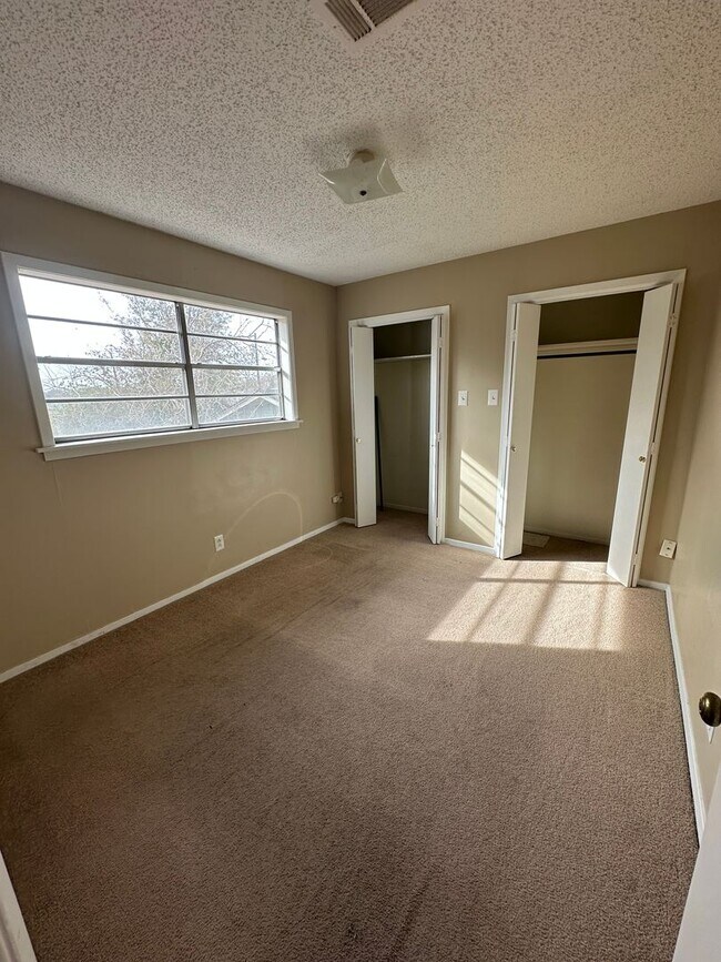 Foto del edificio - 3204 Cameron St