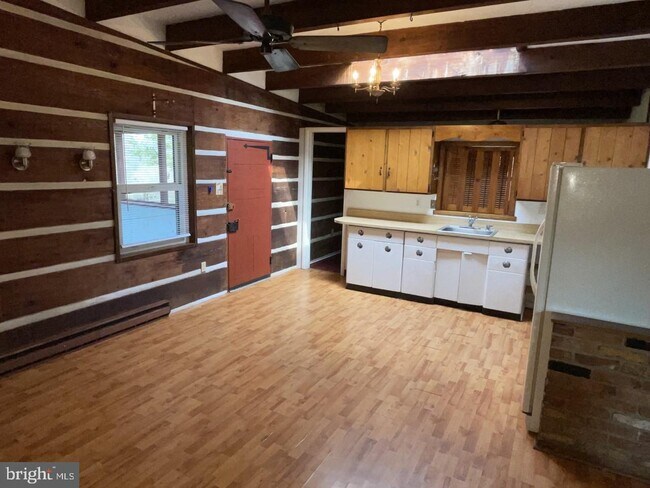 Building Photo - 641 Co Rte 9/22