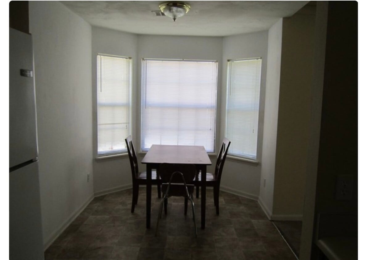 Building Photo - 1324 Warrior Way