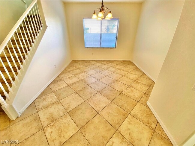 Building Photo - 6864 Owlet Ct