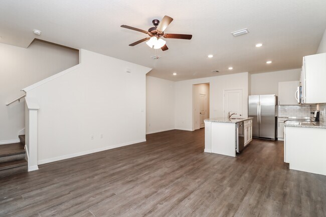 Building Photo - 11864 Mountain Retreat Ln