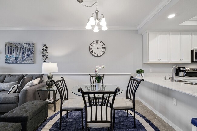 Foto del edificio - 9584 Trevi Ct