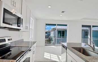 Building Photo - 26381 Coco Cay Cir