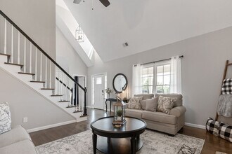 Building Photo - 535 Douthit Ferry Rd