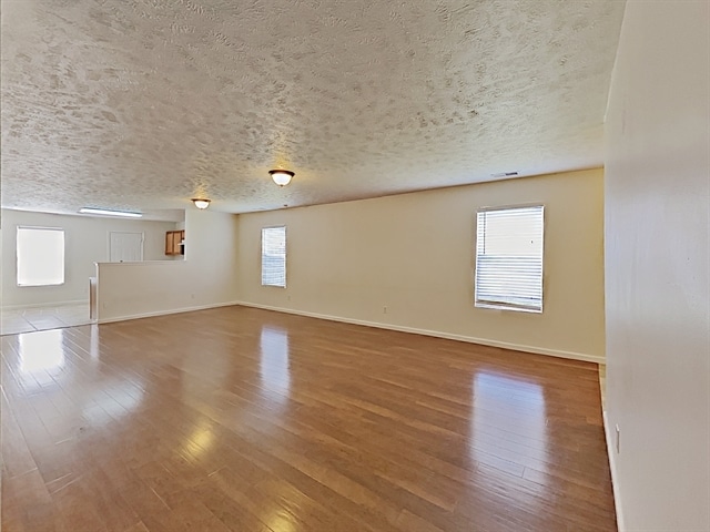 Building Photo - 2773 Sutherland Drive