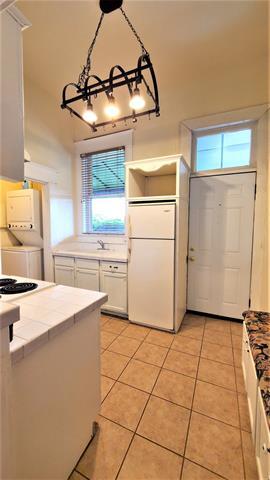Building Photo - 1543 N Main St