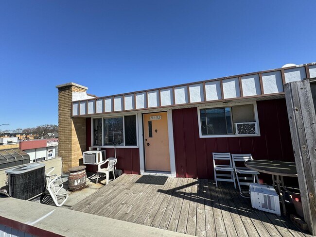 Building Photo - 4809-4898 98th Pl