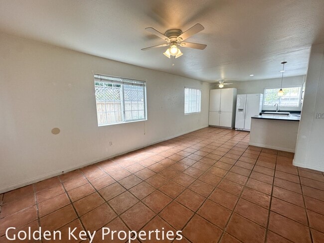 Building Photo - 2-Bedroom + 2-car garage + ALL UTILITIES PAID