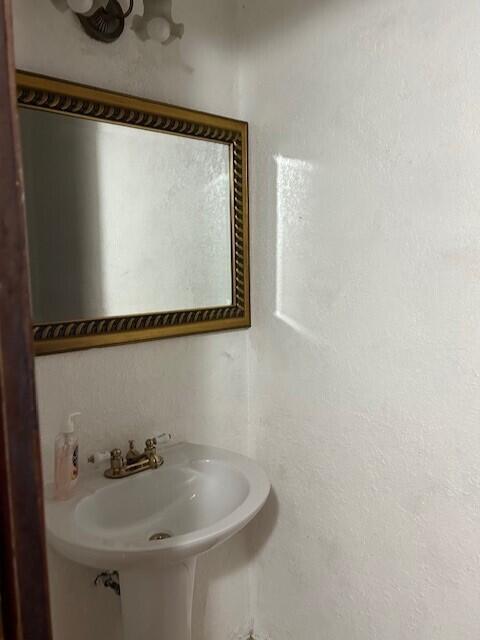 Foto del edificio - 6955 W 2nd Ln