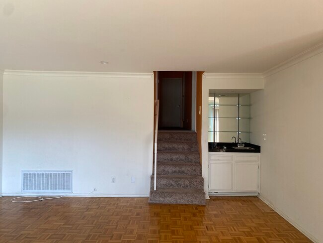 Wet Bar and hallway to bedrooms - 3852 Bentley Ave