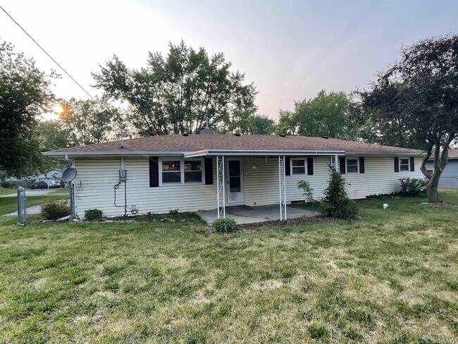 Building Photo - 7230 Penrose Dr