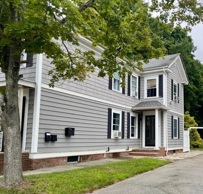 Building Photo - 48 Pleasant St