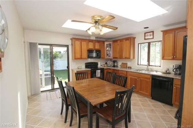 Foto del edificio - 2 br, 1 bath House - 89 Pepper Ridge Rd