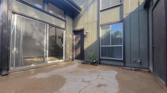 Building Photo - 4615 Country Creek Dr