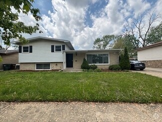 Building Photo - 448 N Kenneth Ct