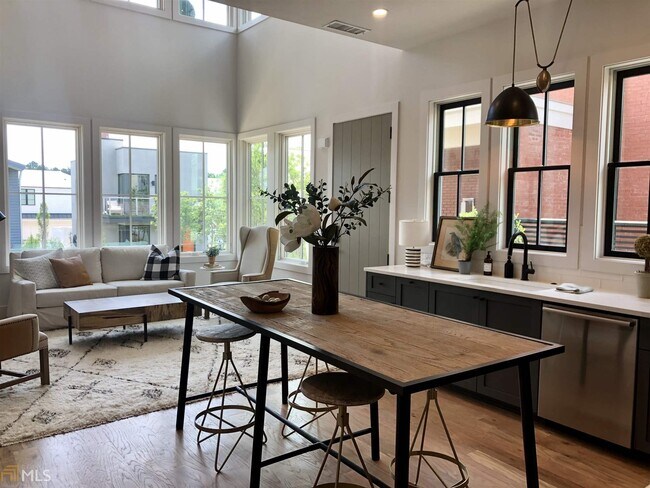 Foto del edificio - 155 Breakspear Ln