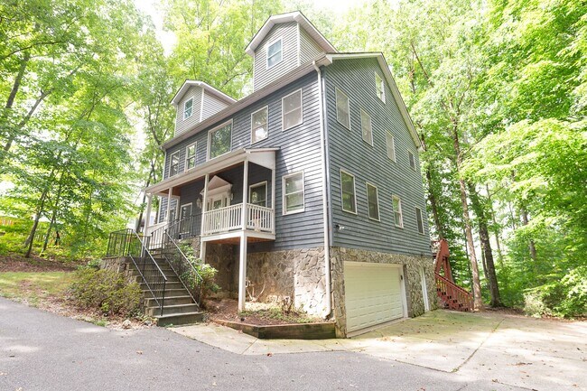 Foto del edificio - 4916 Gold Crest Dr