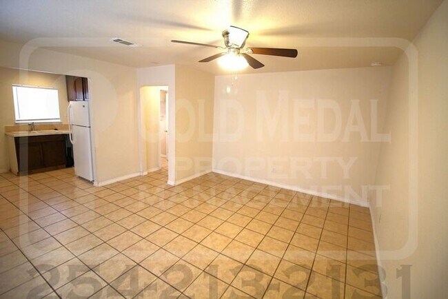 Foto del edificio - 1710 Cole St