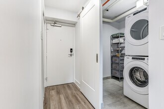 Building Photo - Elora