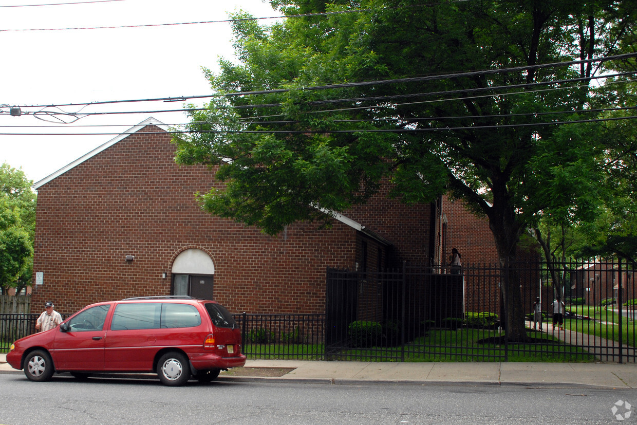 Building Photo - Mount Prospect Village