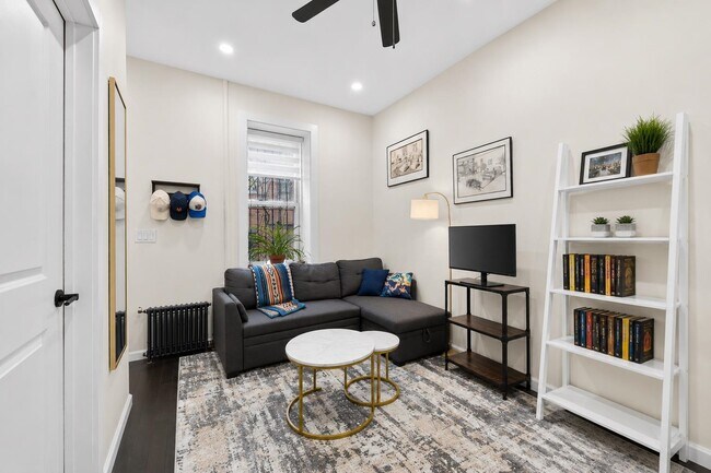 Foto del edificio - 316 Hudson St