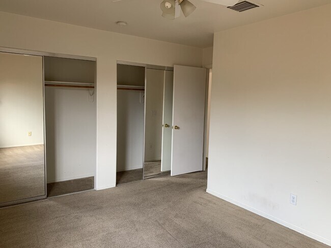 Foto del edificio - 2062 W Silver Meadow Pl