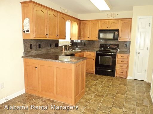 Foto del edificio - 402 Rock Creek Rd