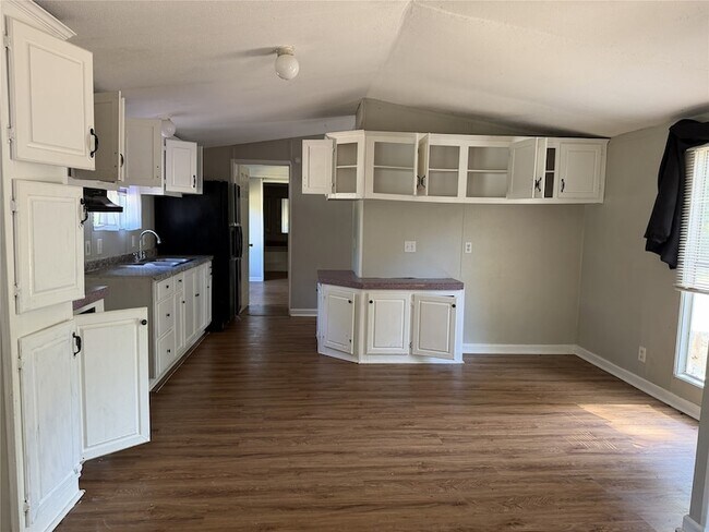 Foto del edificio - 10779 Doe Hill Dr