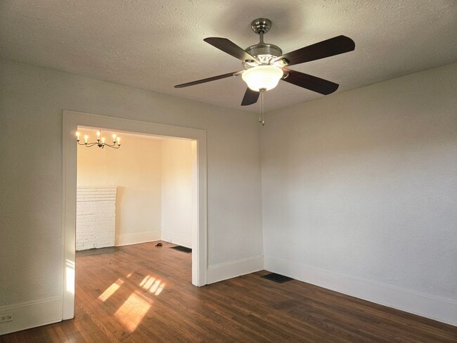 Foto del edificio - 12 E Chestnut St