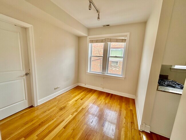 Foto del edificio - 1230 Elmwood Ave