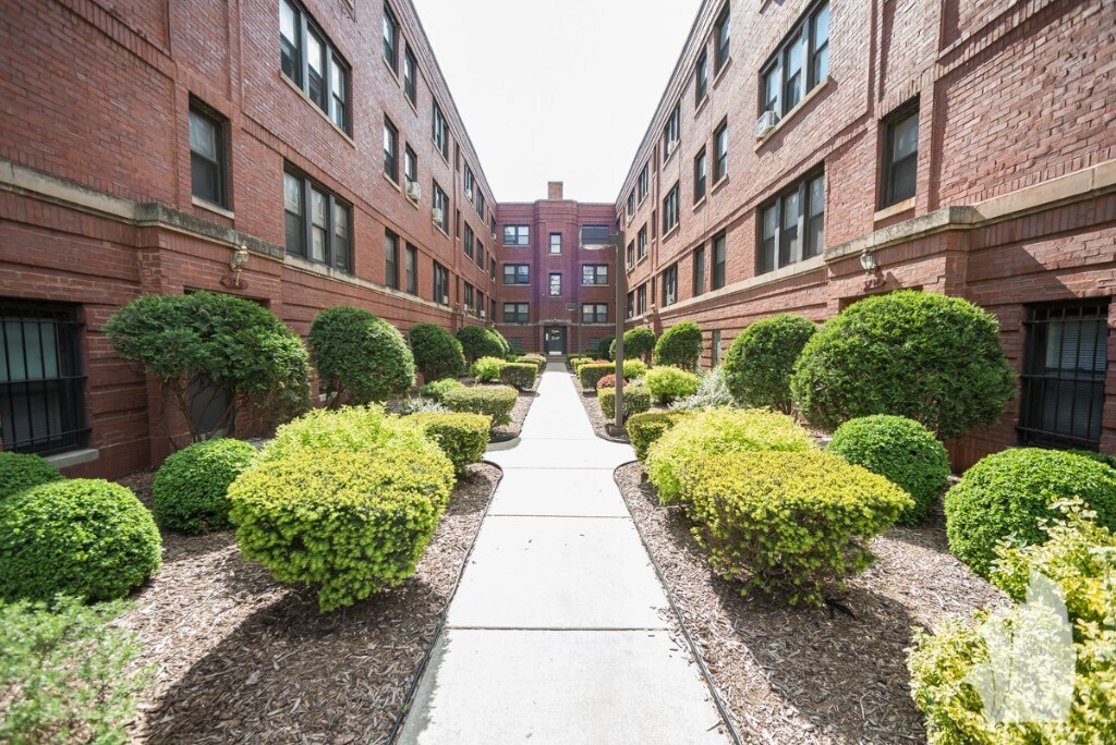 Foto principal - 5736 N Winthrop Ave