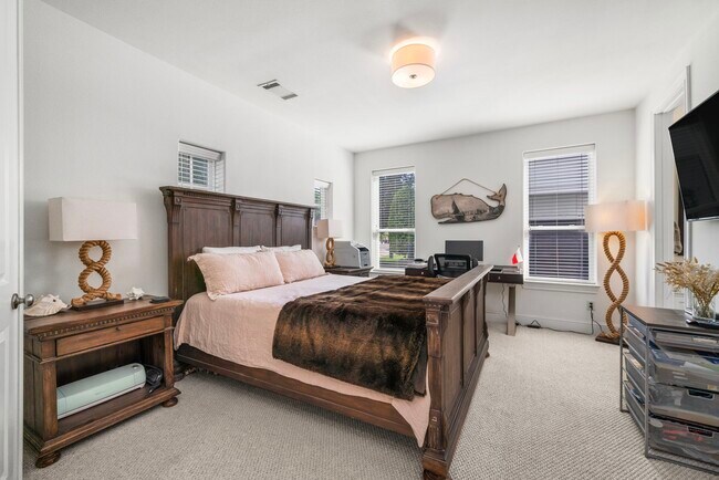 Foto del edificio - 816 Ennis St