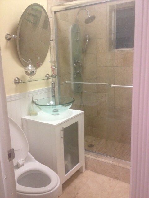 Bathroom - 1014 Salzedo St