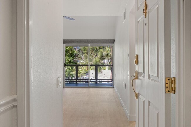 Foto del edificio - 1682 Circa Del Lago