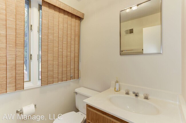 Foto del edificio - 3 br, 3.5 bath House - 5941 Valerian Lane