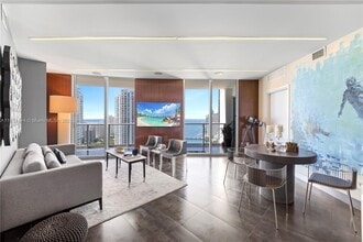 Building Photo - 300 S Biscayne Blvd