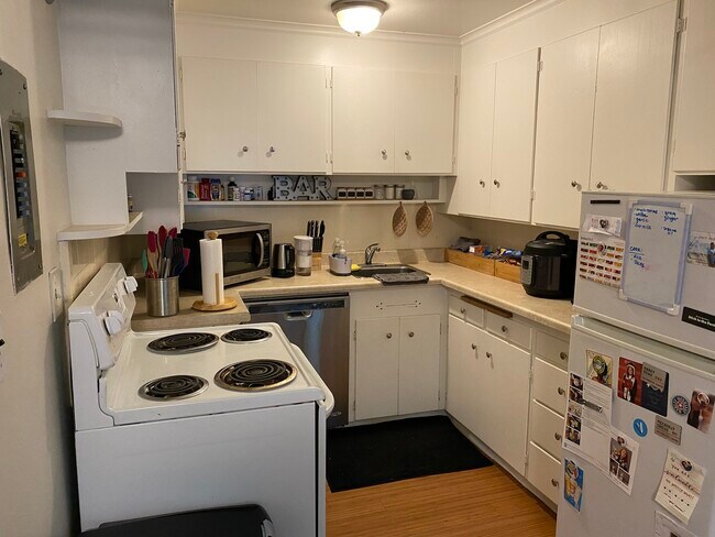 Foto del edificio - 900 East Prospect Street, Unit 08