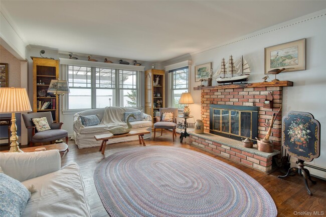 Building Photo - 580 South Ln