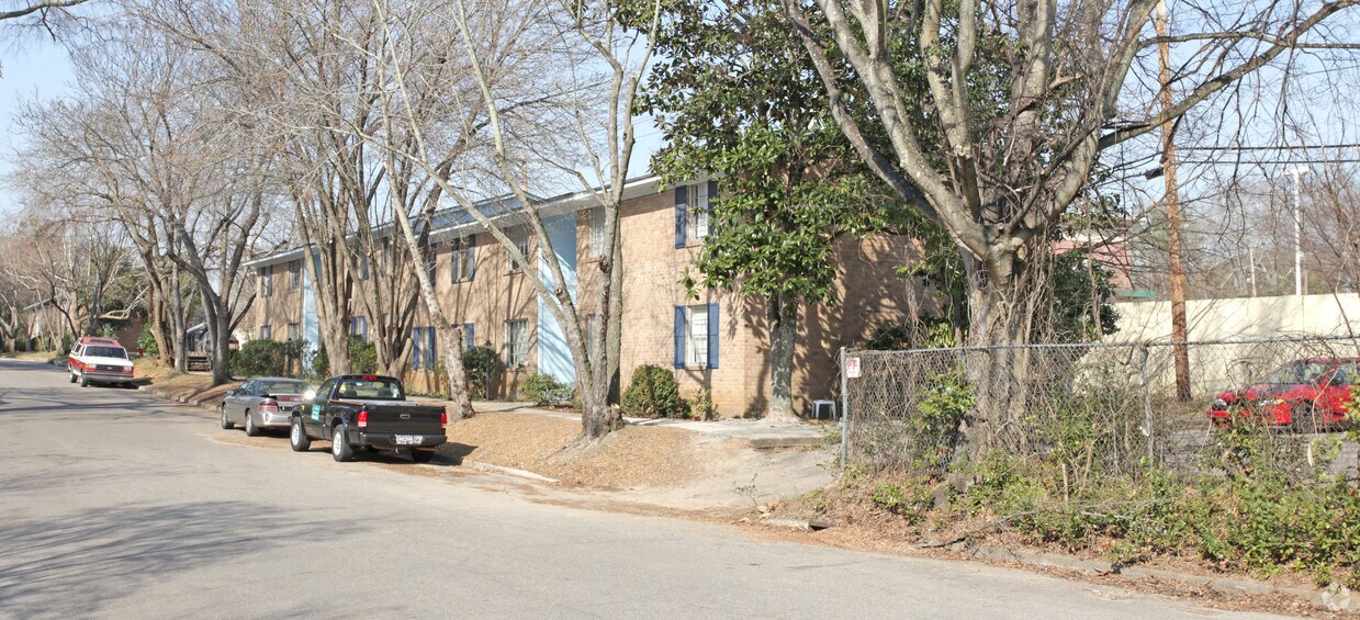 Primary Photo - 2915 Hope Ave